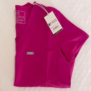 NWT Figs Catarina One Pocket Scrub Top - XS - Raspberry Sorbet